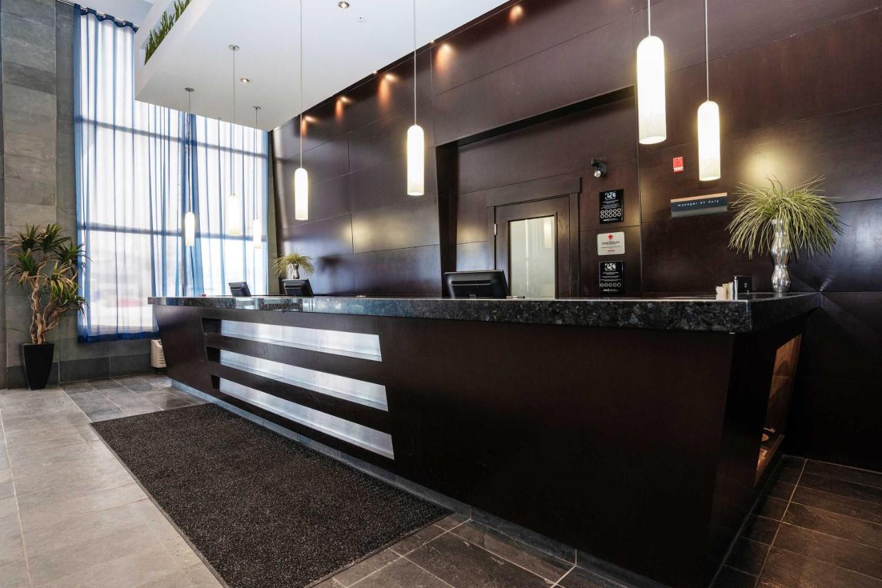 Sandman Hotel & Suites Calgary West Esterno foto