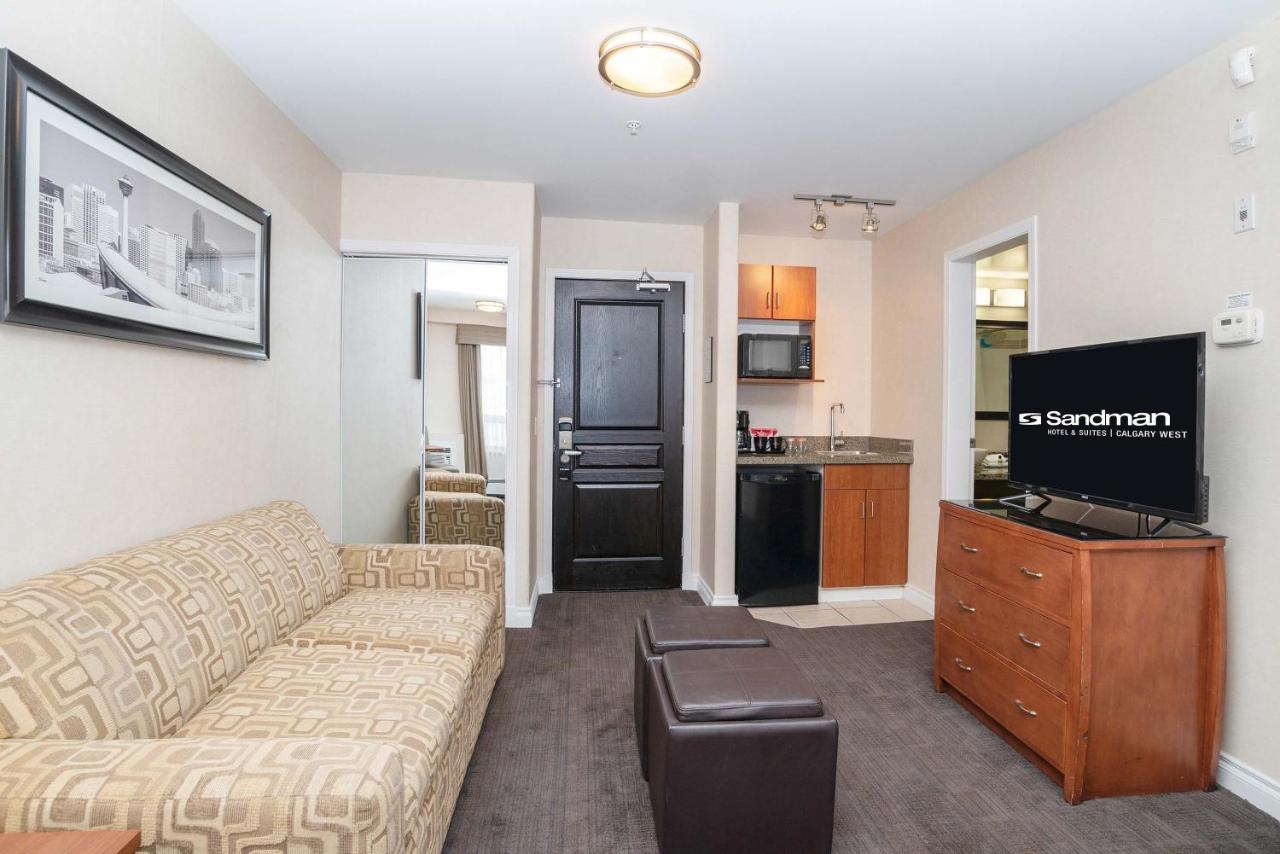Sandman Hotel & Suites Calgary West Esterno foto