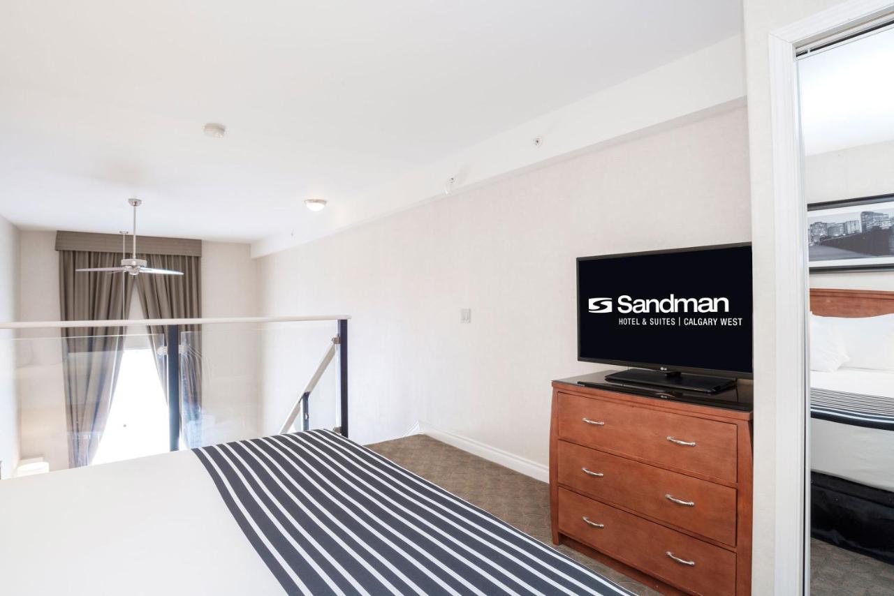 Sandman Hotel & Suites Calgary West Esterno foto