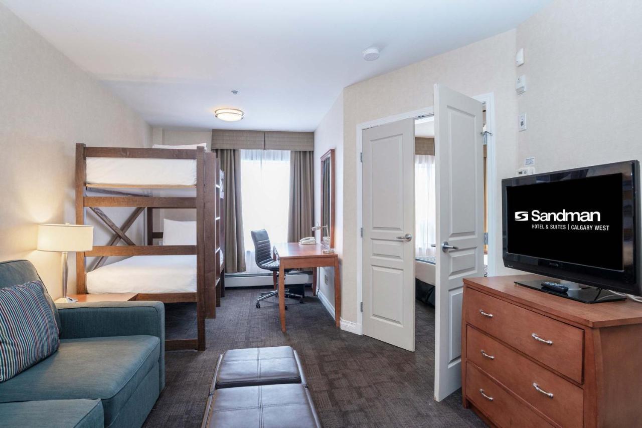 Sandman Hotel & Suites Calgary West Esterno foto