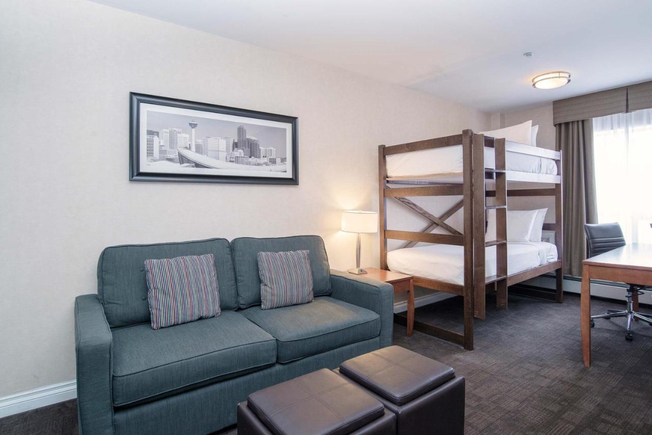 Sandman Hotel & Suites Calgary West Esterno foto